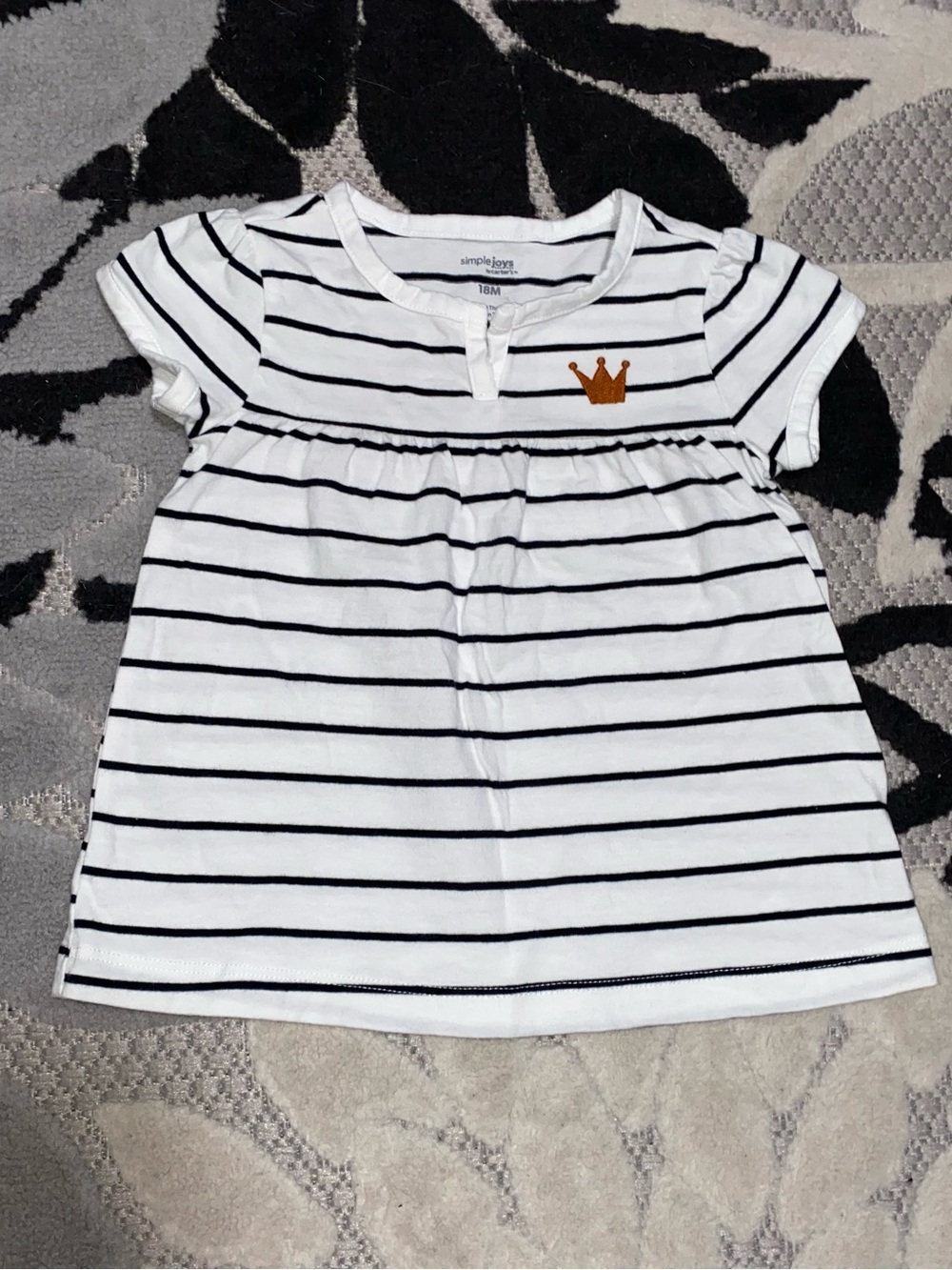Carter’s Simple Joys Baby Girl 18 Months White Tee w/ Black Stripes